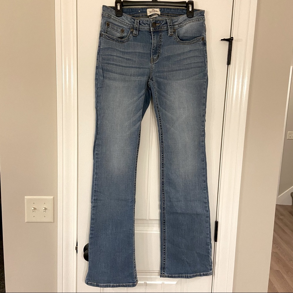 Like new Shyanne flare jeans